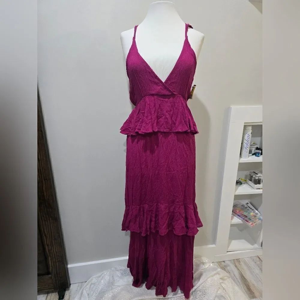 BOBEAU Ruffle Tier Woven Maxi Dress Raspberry Nwot Size XS - Picture 2 of 4